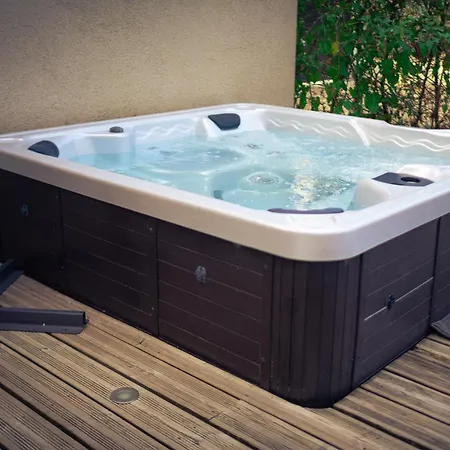 Villa Demeure D'Exception Xviiie - Spa & Sauna - Le Mans *