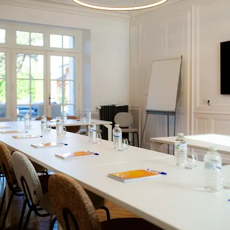 Villa Demeure D'Exception Xviiie - Spa & Sauna - Le Mans *